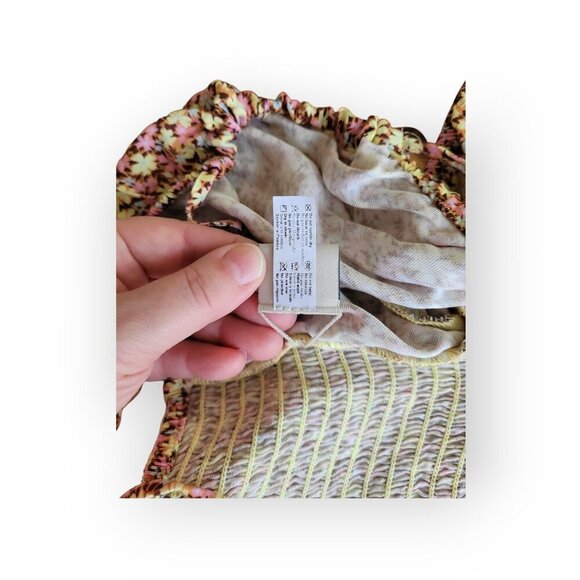 Maaji Smocked Crossover Beach Top Size L NWOT - Picture 7 of 10